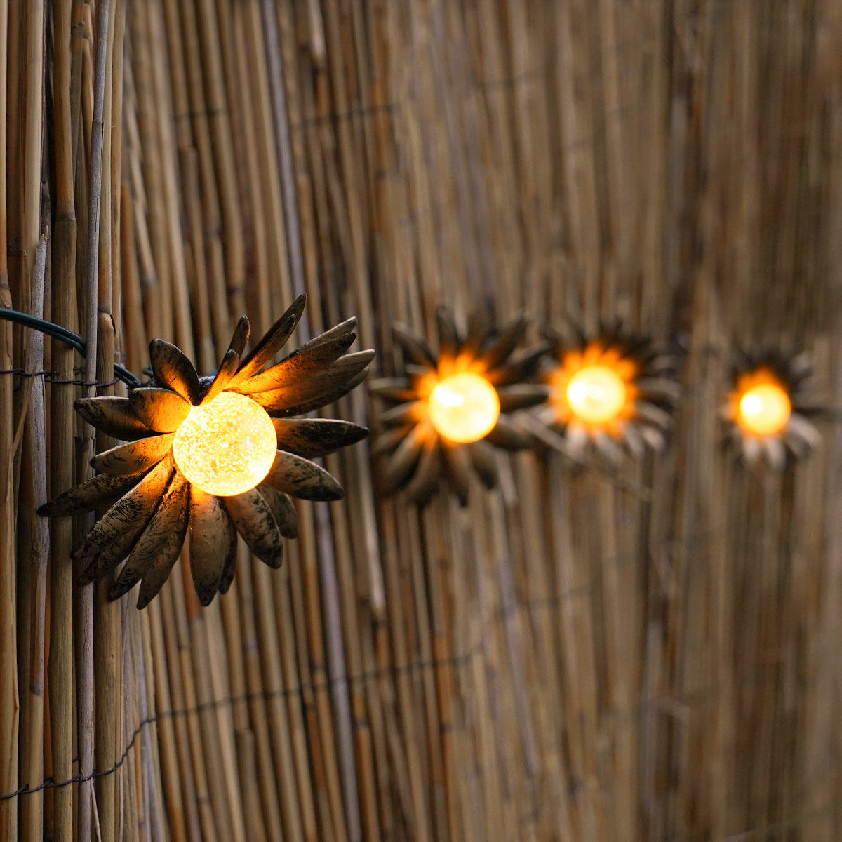 Metal Daisy Lights