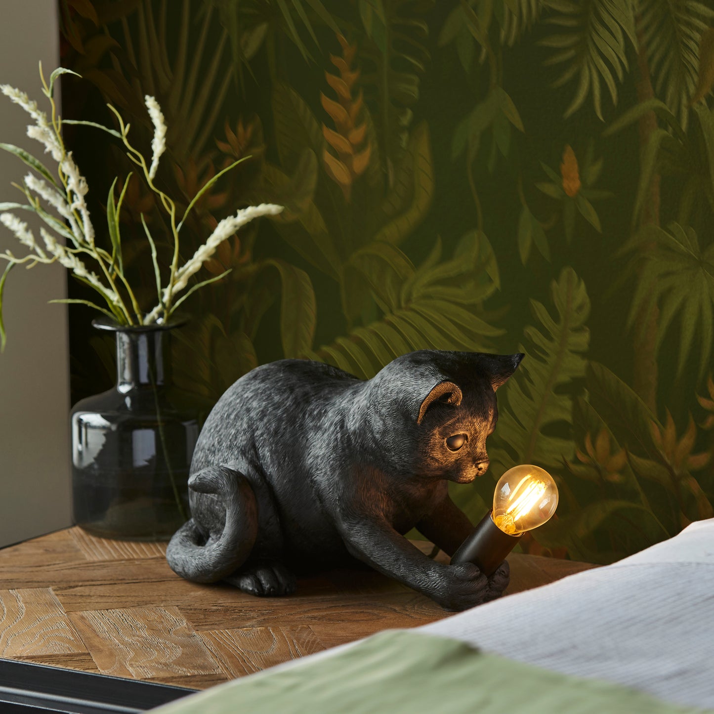 Kitten Sculpture Table Lamp With Braided Cable and E14 Lamp holder (ENDON 107389 / 107390)