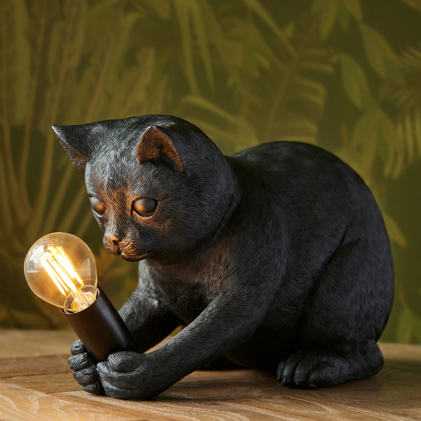 Kitten Sculpture Table Lamp With Braided Cable and E14 Lamp holder (ENDON 107389 / 107390)