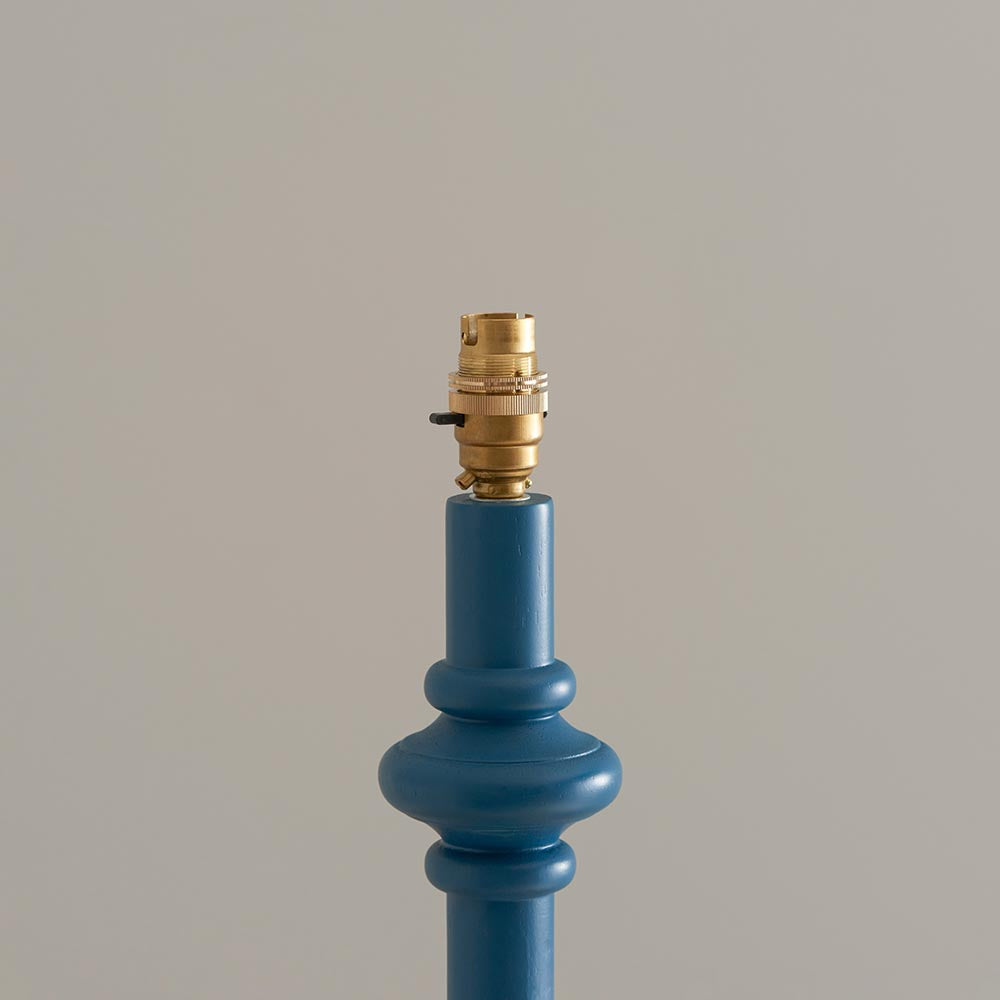 Carnaby Traditional Floor Lamp With 35cm Ripple Shade and Bulb