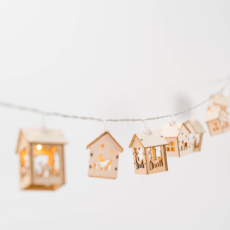 10 Light Battery Operated LED Wooden House String Lights