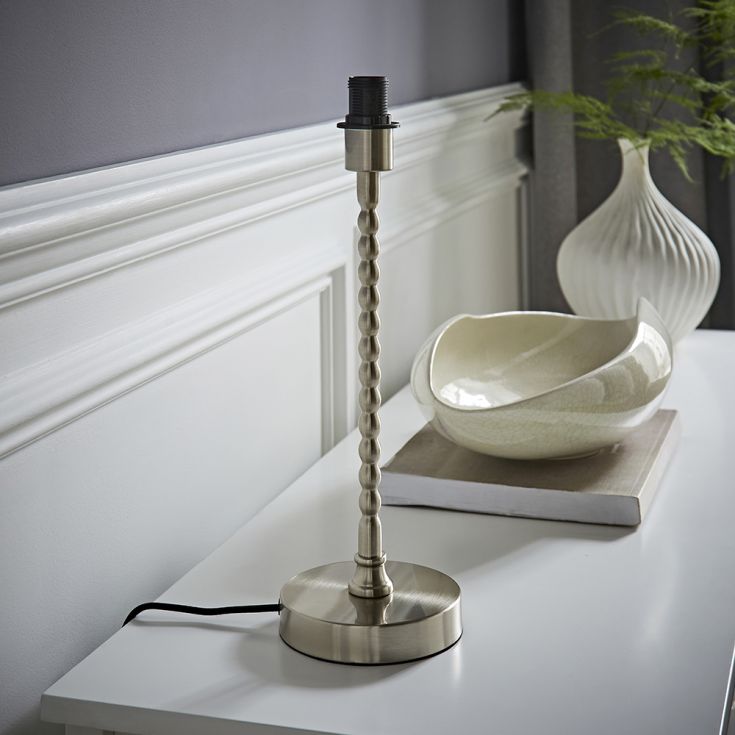 Maeve Bobble Table Lamp with a Slender Stem and Vintage Style Detailing, 1x E14