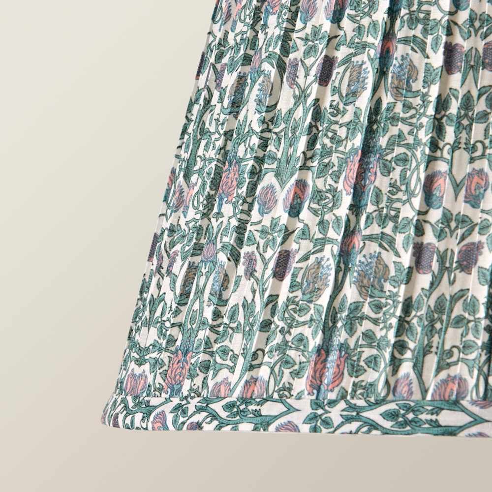 Green Abel Large William Morris Inspired Tapered Floral Print Easy Fit Shade