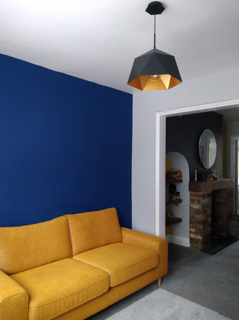 Geometric Pendant for a Modern Living Space