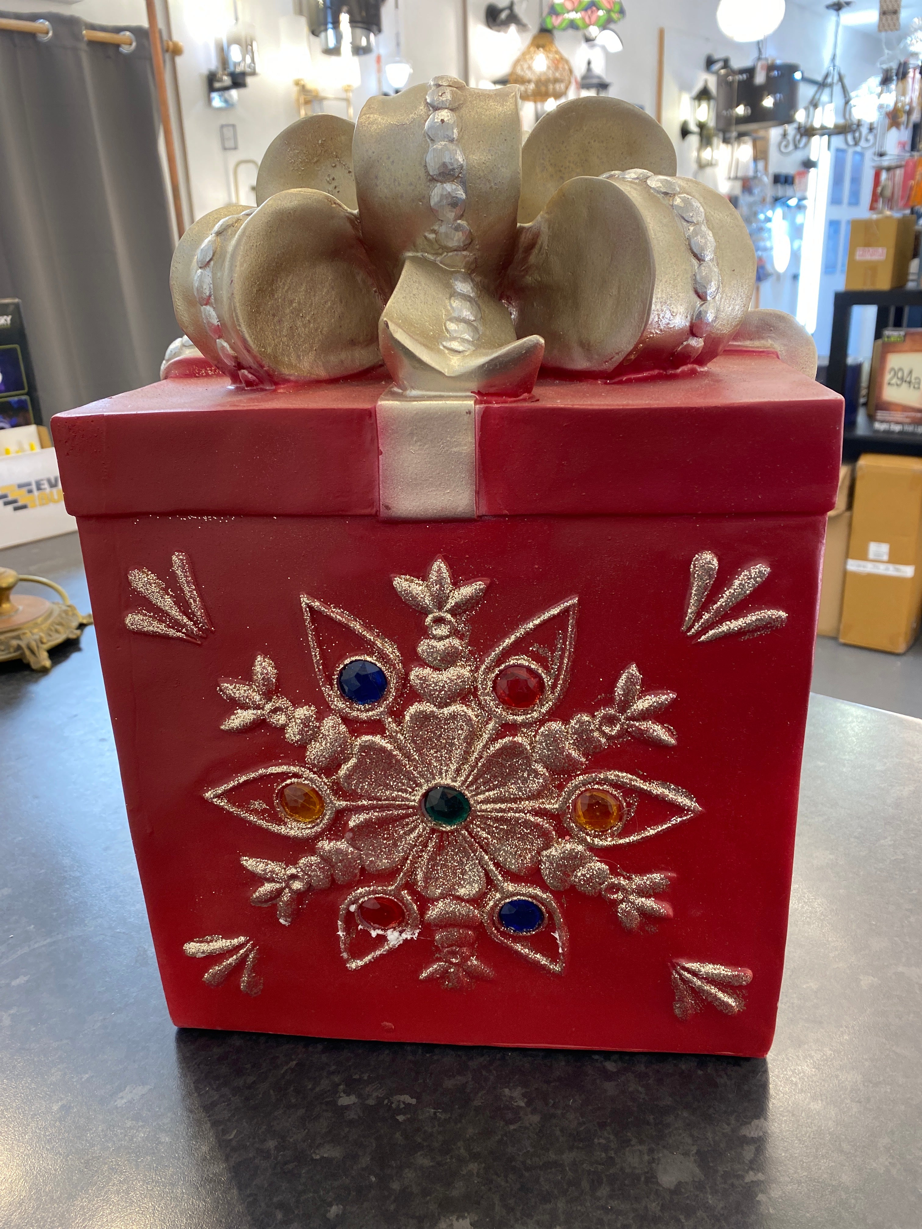 Large resin musical Christmas Present