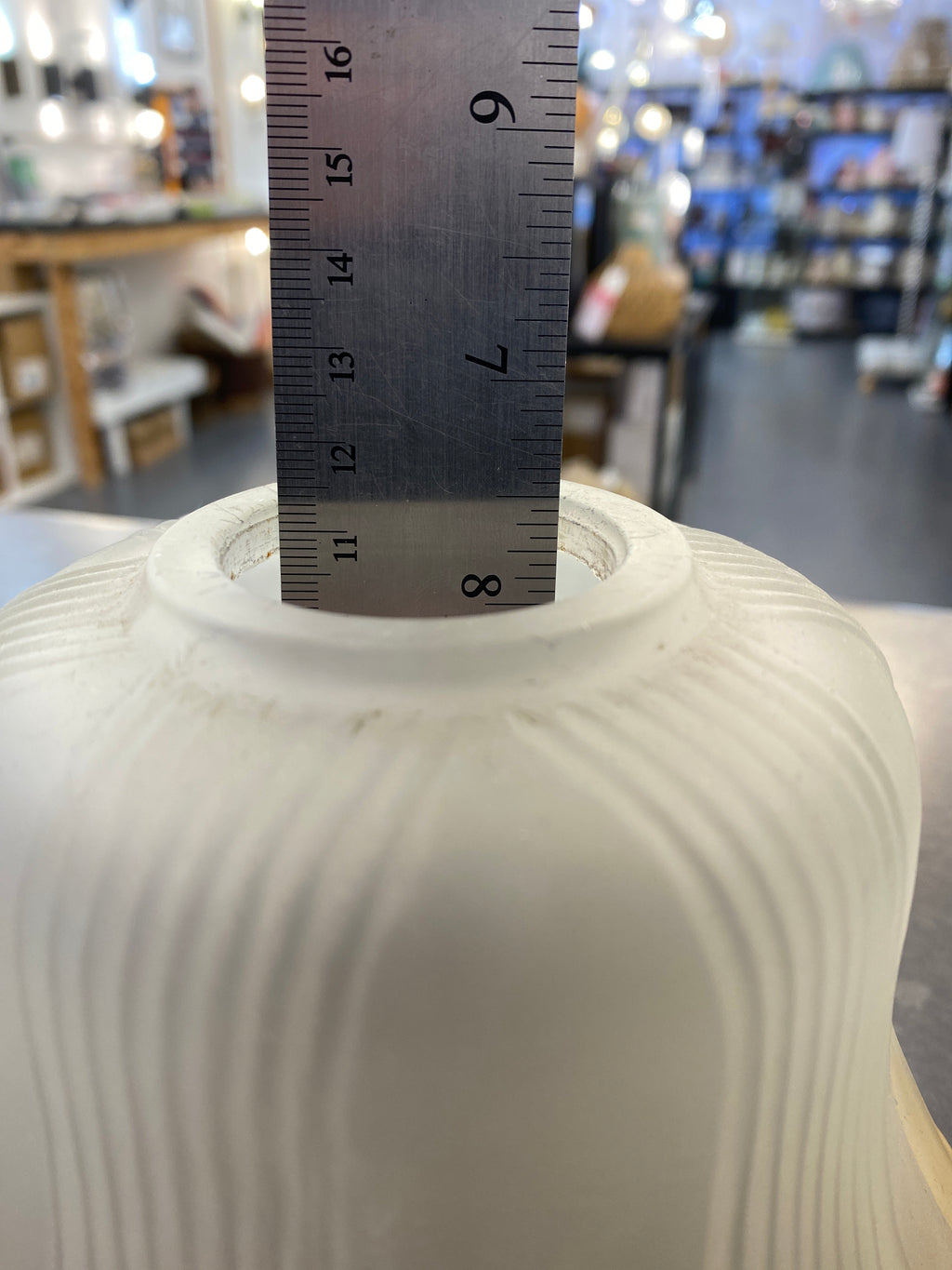 (31) Unknown Fitting - Floral Style Shade for ES lampholder