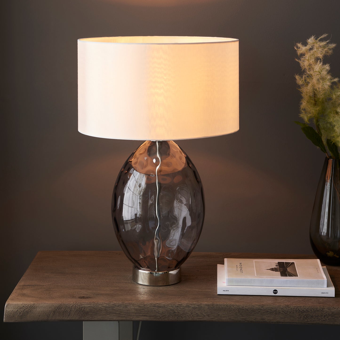 Fluid Glass Touch Table Lamp