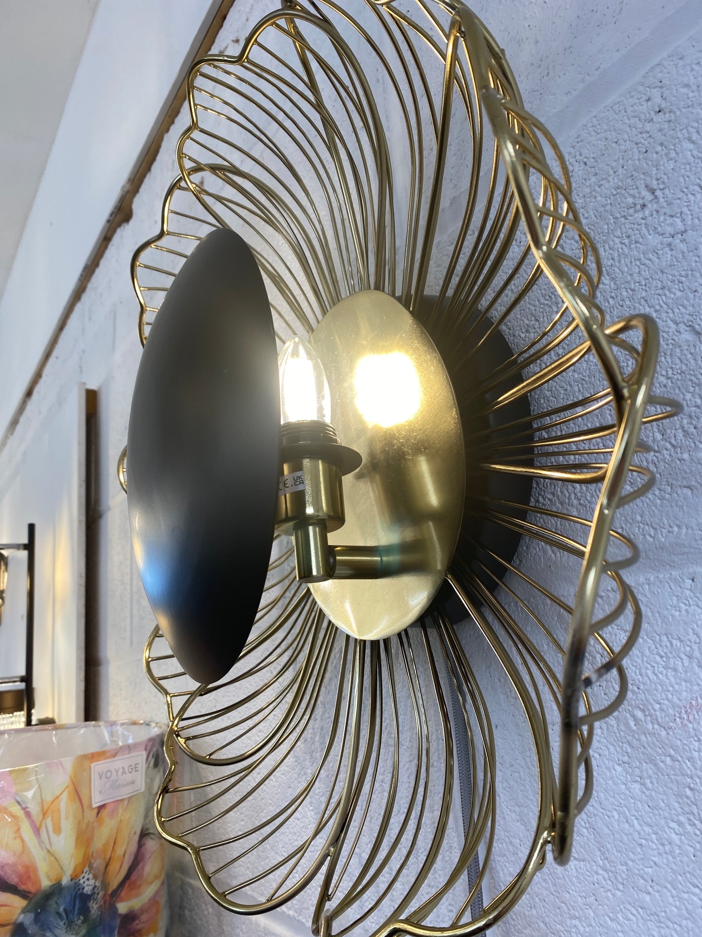 EX DiSPLAY Large Sunflower Art Wall Light