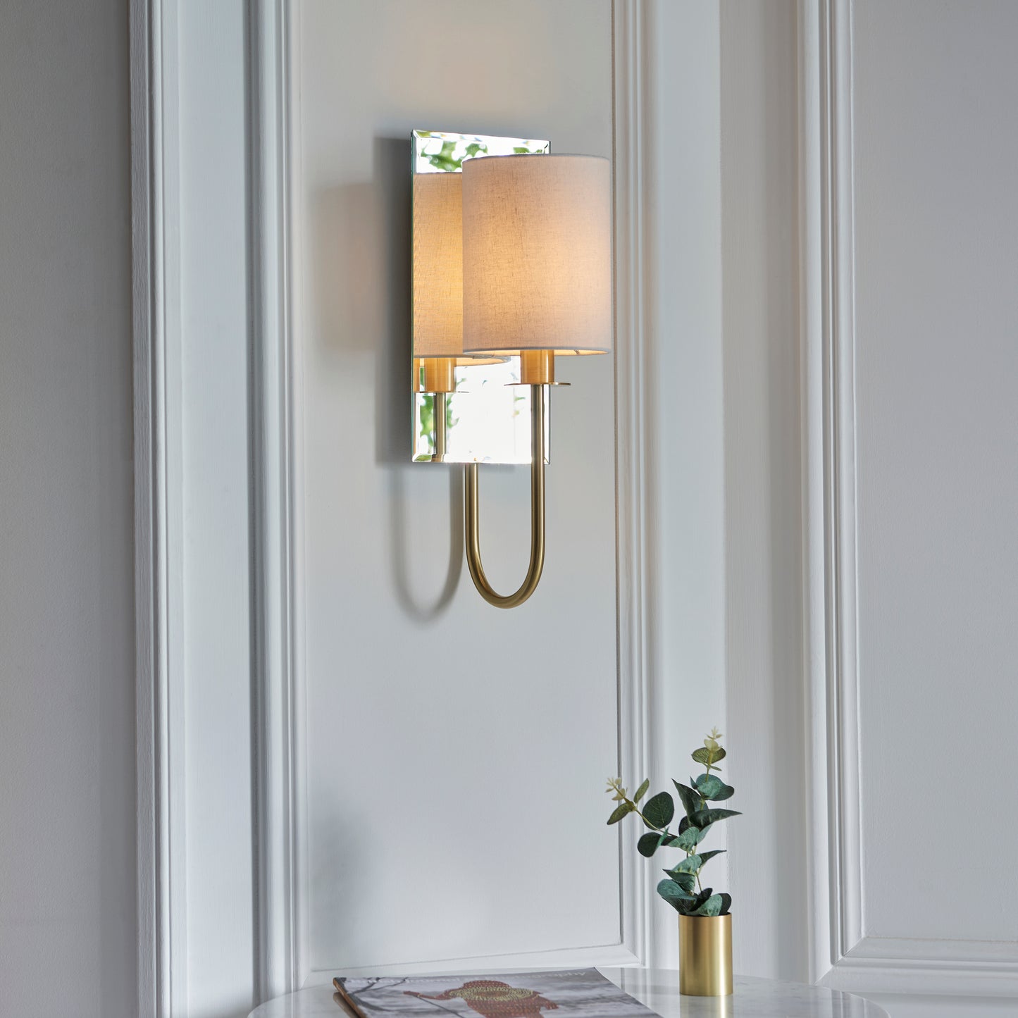 Clarise Wall Lamp