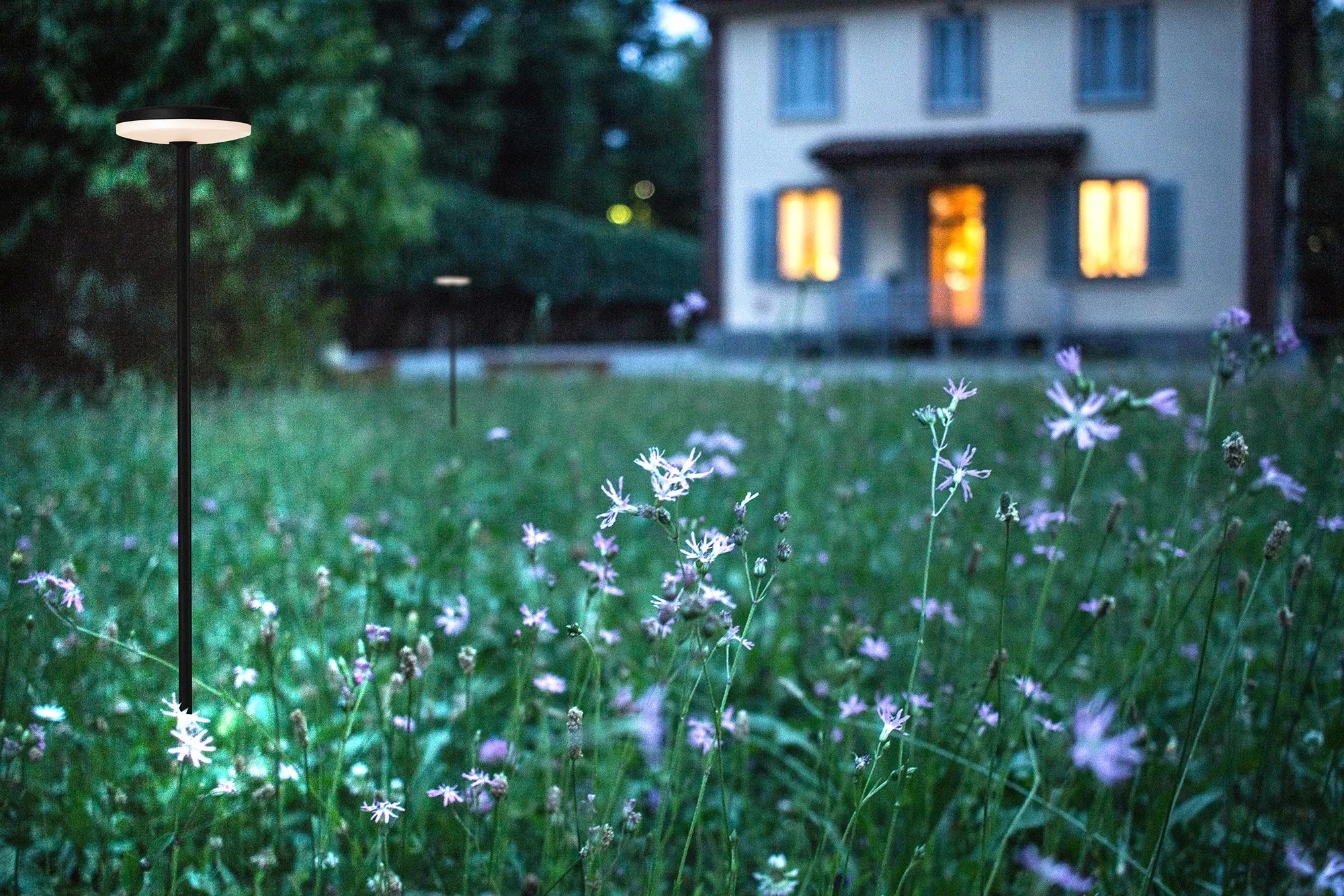 Akita Outdoor Garden Bollard, 12W LED, 3000K, 880lm, IP54, Sand Black (Mantra 8480)