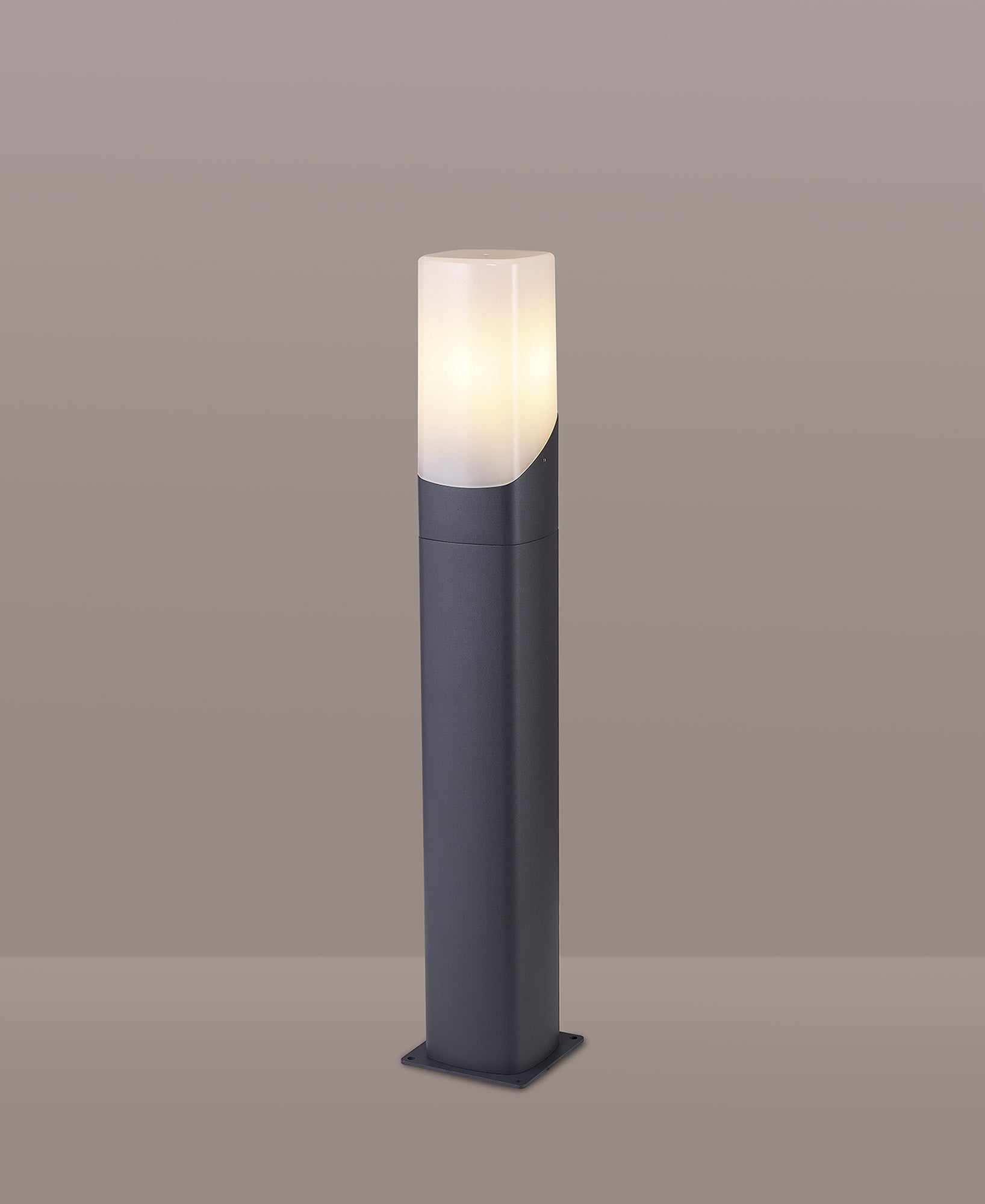 Arty Post Lamp / Bollard, 1 x E27, IP44