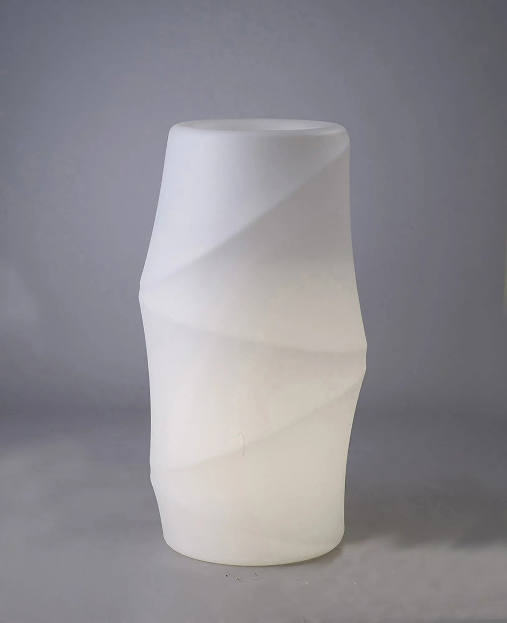 Mantra - Bambu Outdoor Acrylic Plant Pot (No Light) - Luminosity Designs Ltd