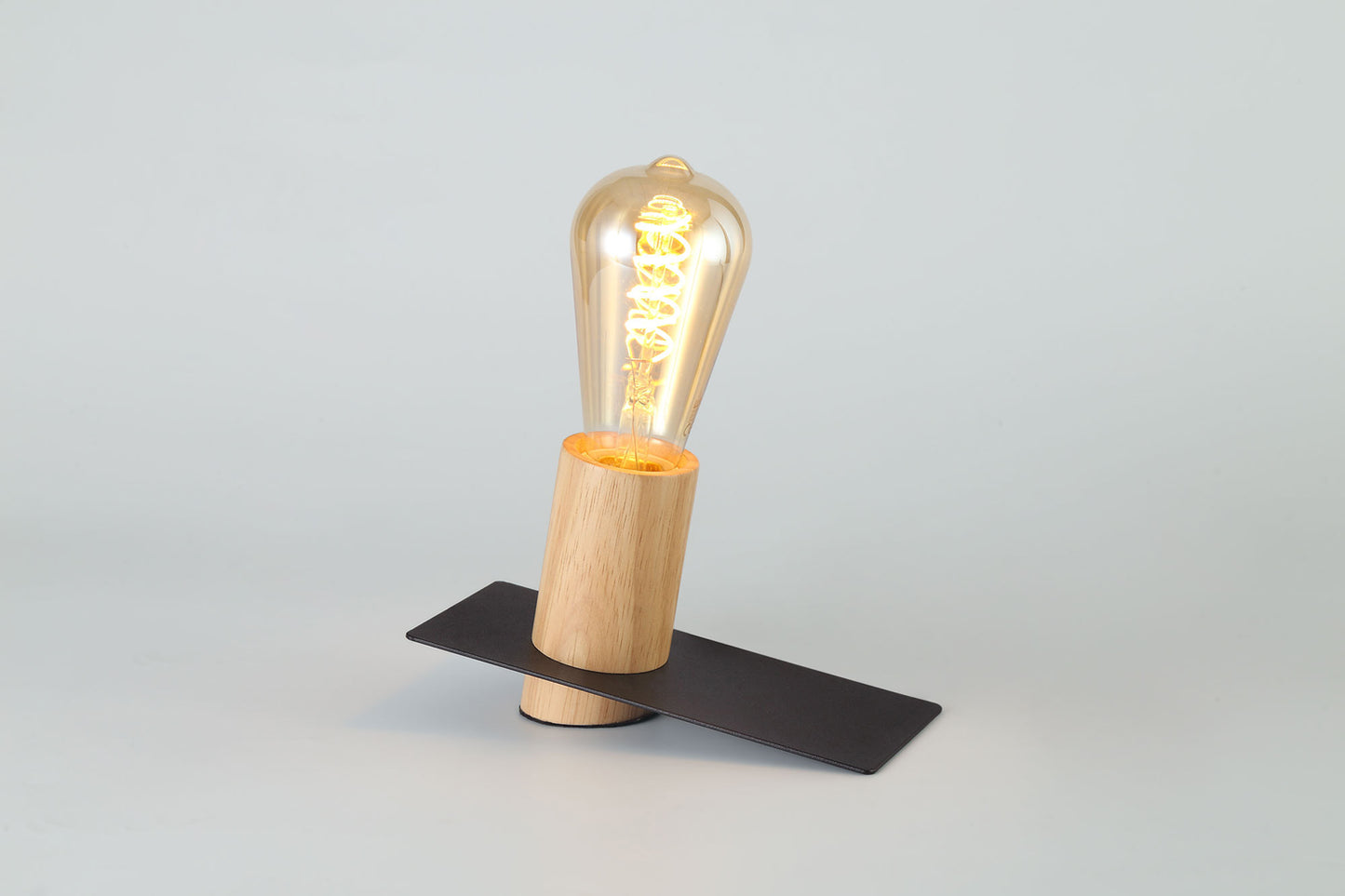 Bret Table Lamp