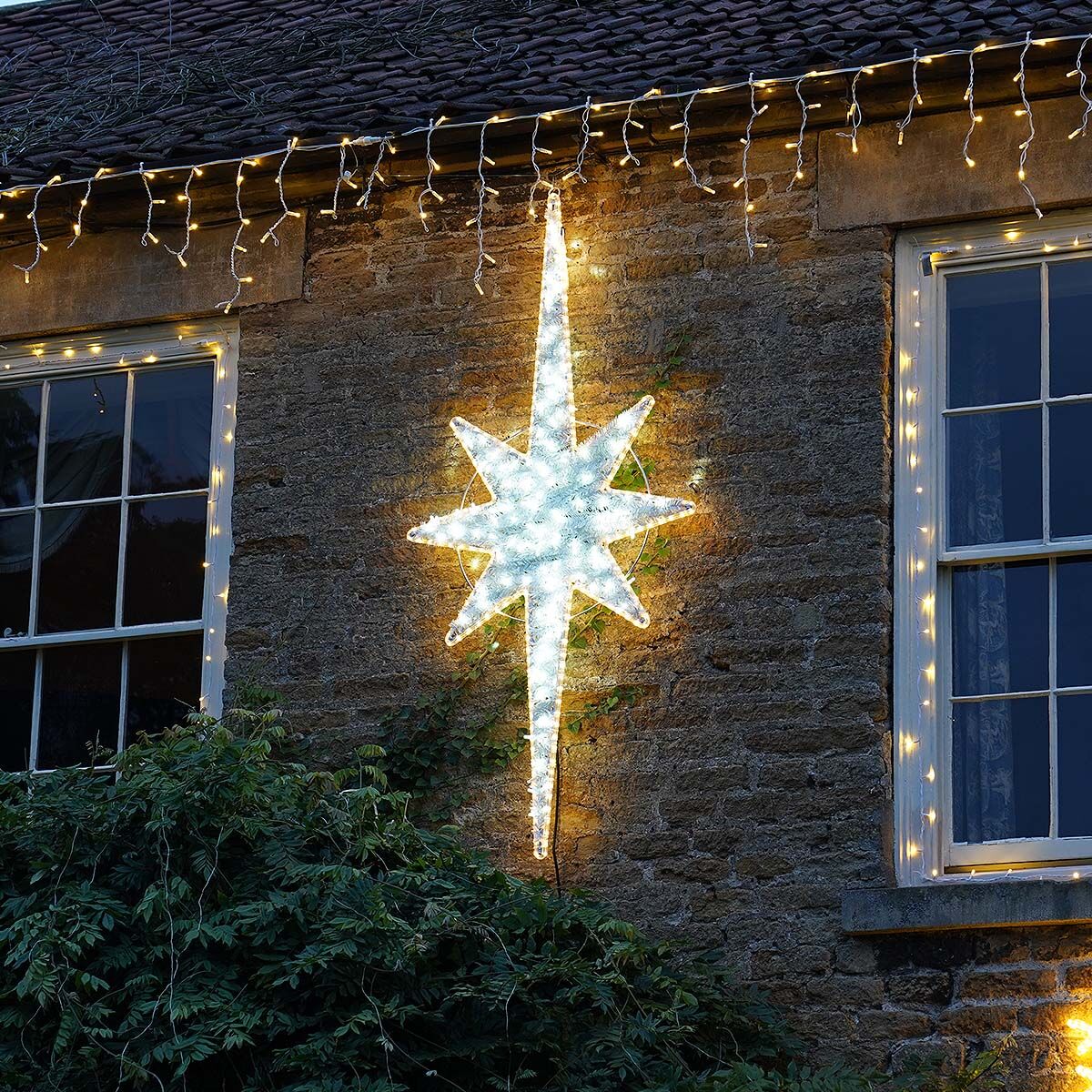 Connect Pro - ConnectPro® 2m Aluminium Outdoor Christmas North Star - Luminosity Designs Ltd