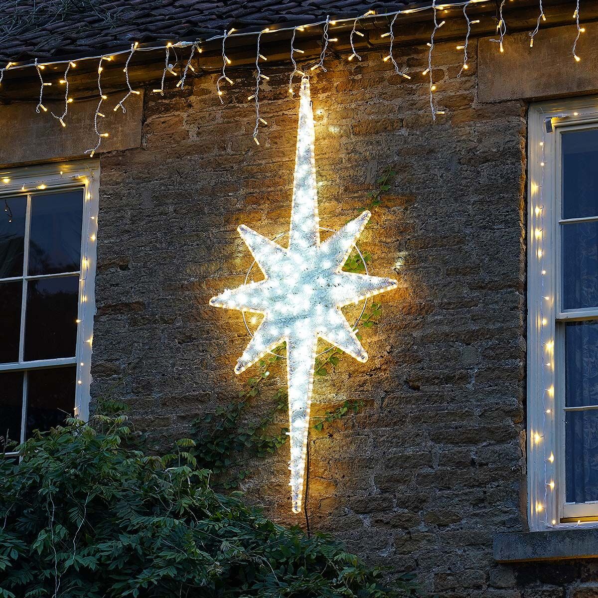 Connect Pro - ConnectPro® 2m Aluminium Outdoor Christmas North Star - Luminosity Designs Ltd