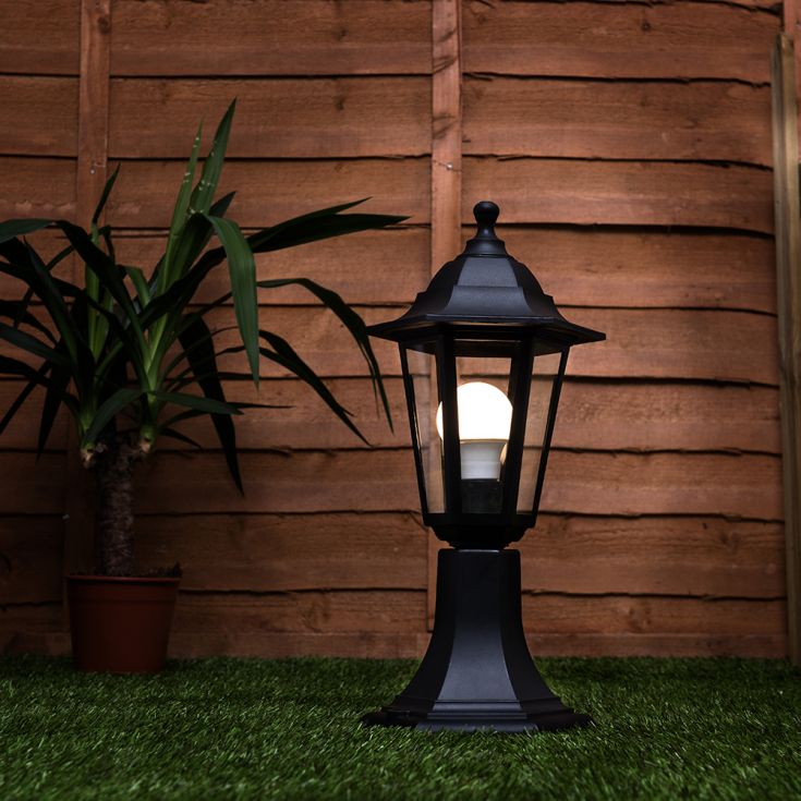 LSE - Mayfair Acrylic Budget Outdoor Post Light, 1 x E27 - Luminosity Designs Ltd