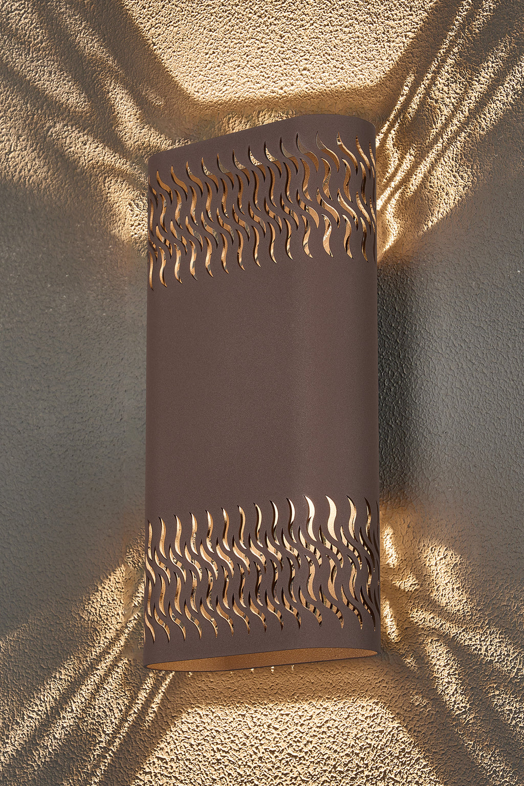 Zane Wall Lamp With 160 x 305mm Mesh Waves Pattern Shade, 2 x 6.5W LED, 3000K, 900lm, IP65