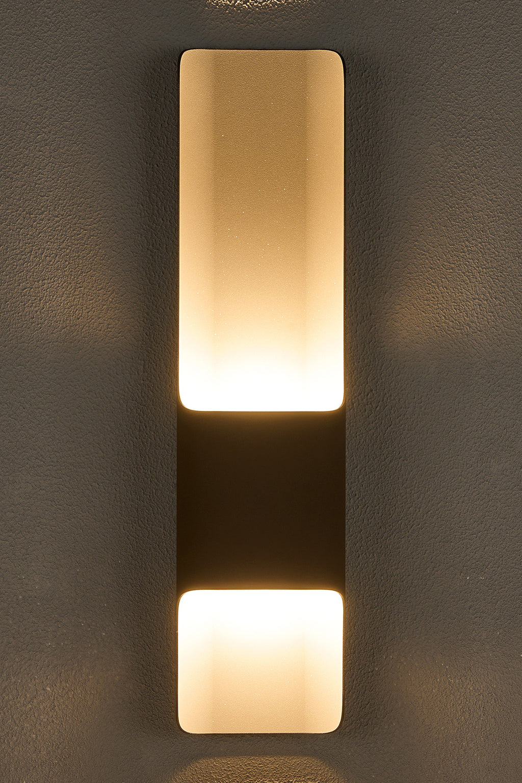 Zane Wall Lamp With 125 x 508mm Offset Open Curve Shade, 2 x 6.5W LED, 3000K, 900lm, IP65