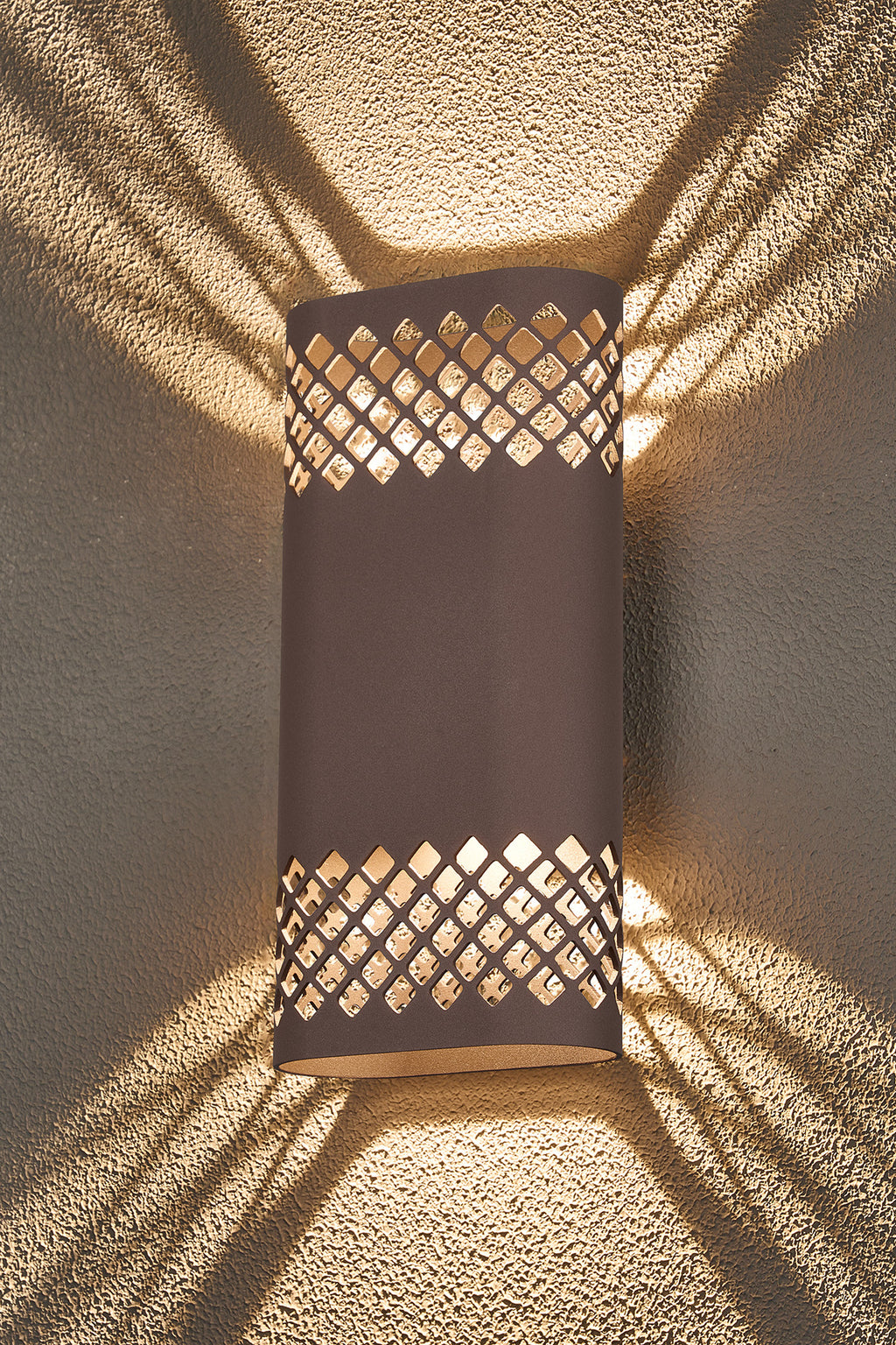 Zane Wall Lamp With 125 x 260mm Mesh Diamond Pattern Shade, 2 x 6.5W LED, 3000K, 900lm, IP65
