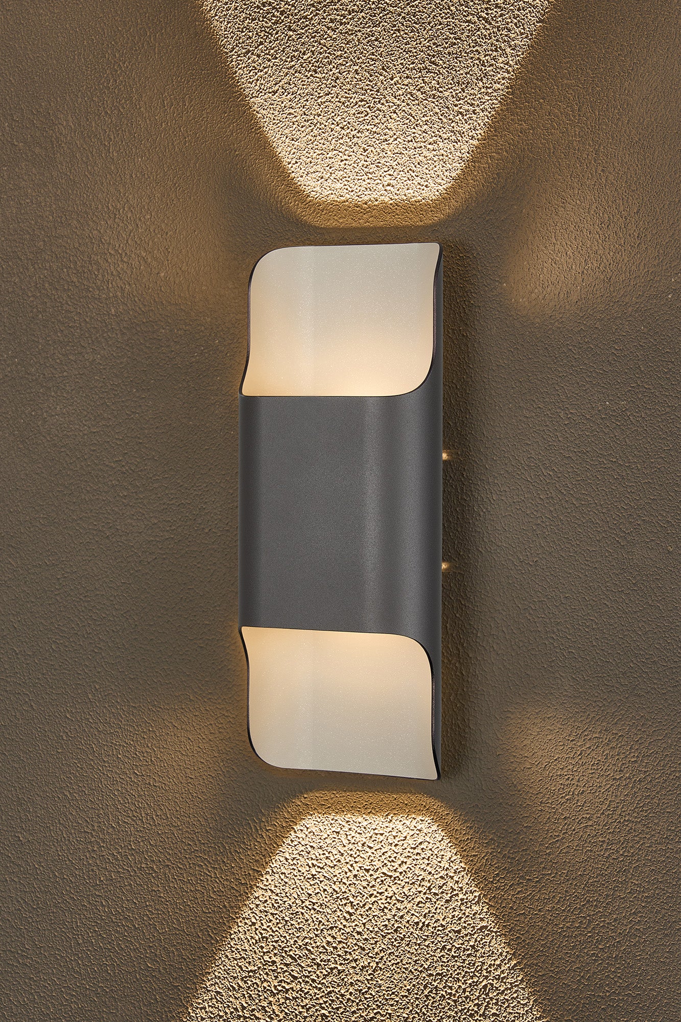 Zane Wall Lamp With 125 x 305mm Even Open Curve Shade, 2 x 6.5W LED, 3000K, 900lm, IP65