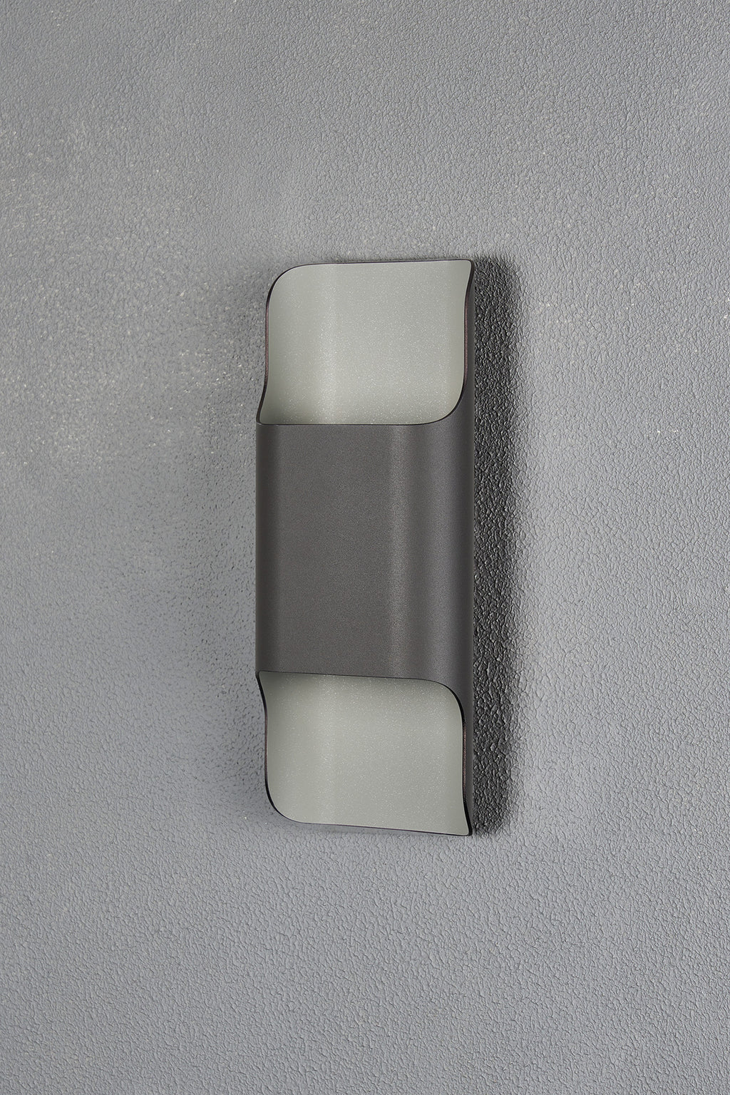 Zane Wall Lamp With 125 x 305mm Even Open Curve Shade, 2 x 6.5W LED, 3000K, 900lm, IP65