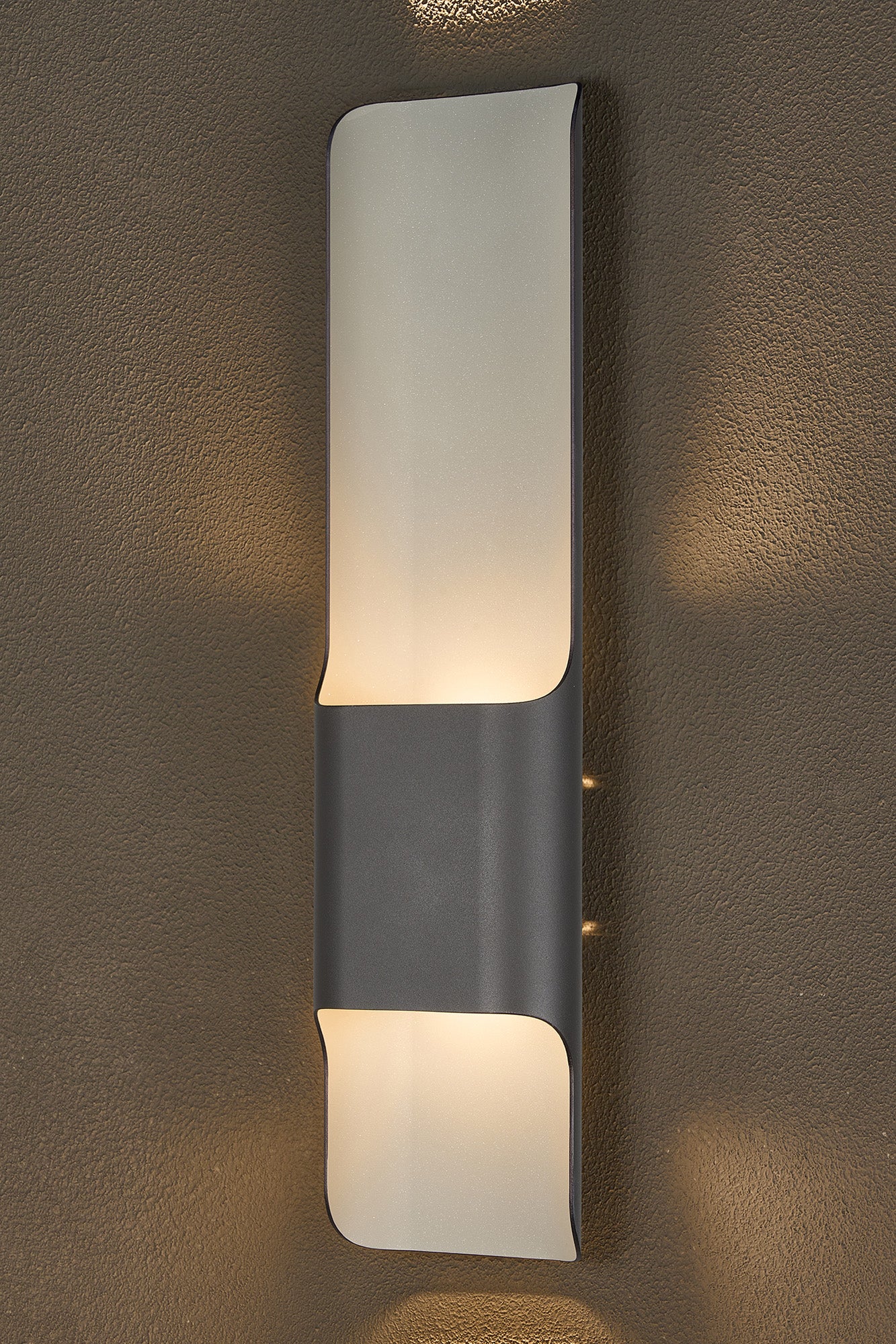 Zane Wall Lamp With 125 x 508mm Offset Open Curve Shade, 2 x 6.5W LED, 3000K, 900lm, IP65
