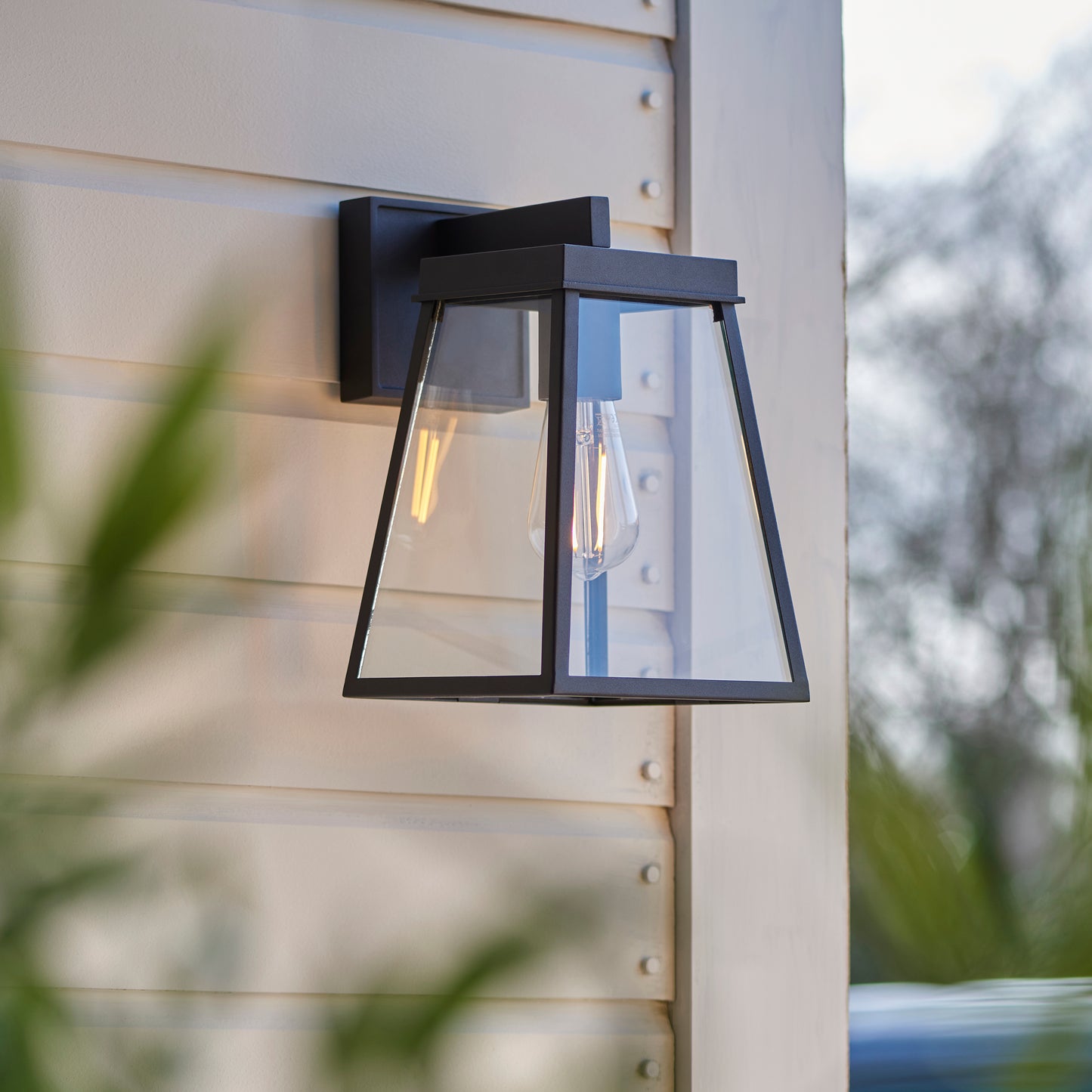 Coventry Modern Wall Lantern