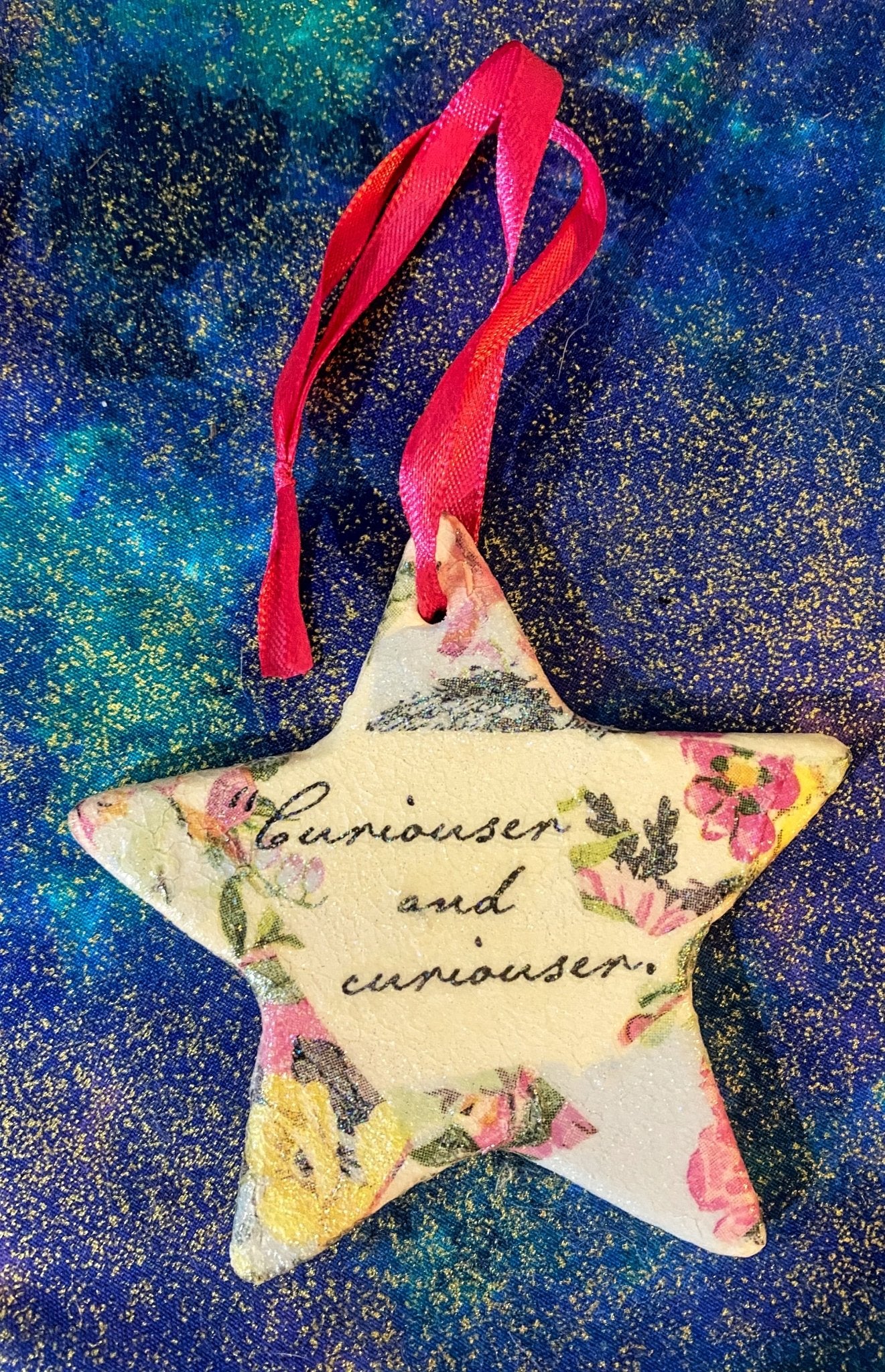 Luminosity Designs - Alice In Wonderland Vintage Style Ceramic Decoration - Luminosity Designs Ltd