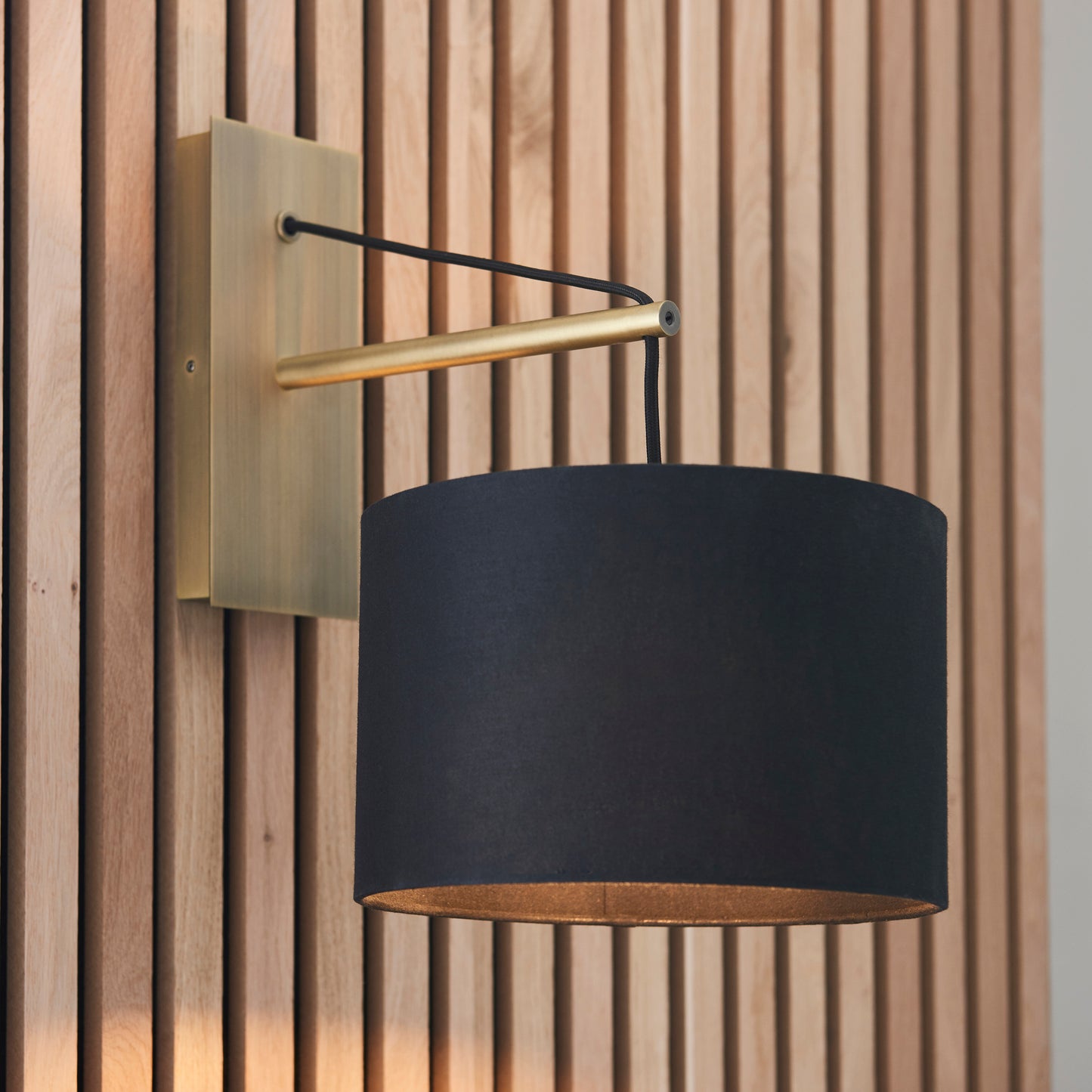 Tokyo Wall Lamp