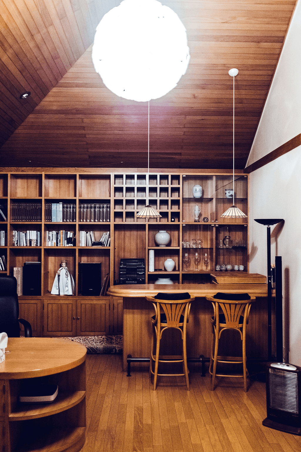 Luminosity Designs - Hanger Single Pendant with Tiffany Chamber Shade - Luminosity Designs Ltd