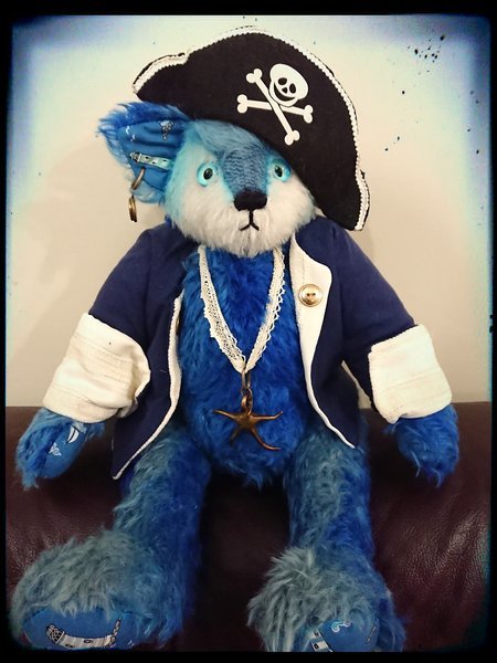Kitty B Bears - The Captain - Luminosity Designs Ltd