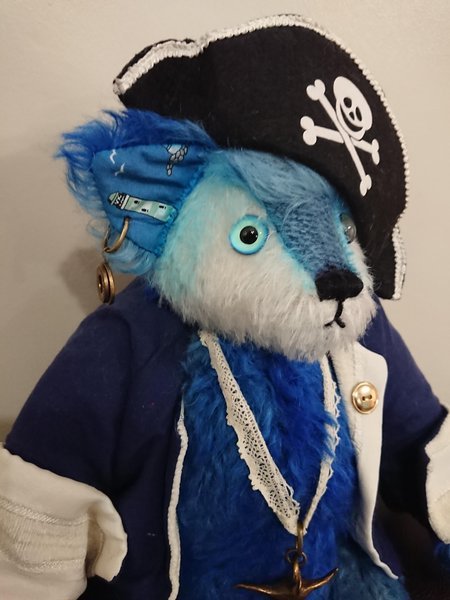 Kitty B Bears - The Captain - Luminosity Designs Ltd